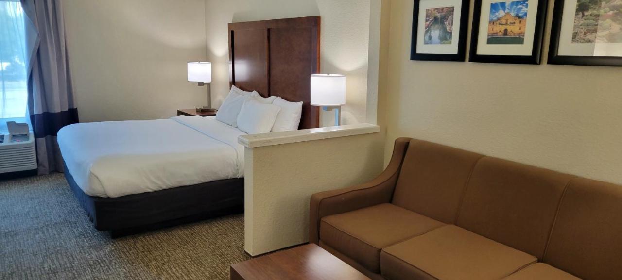 Spark By Hilton San Antonio Airport מראה חיצוני תמונה