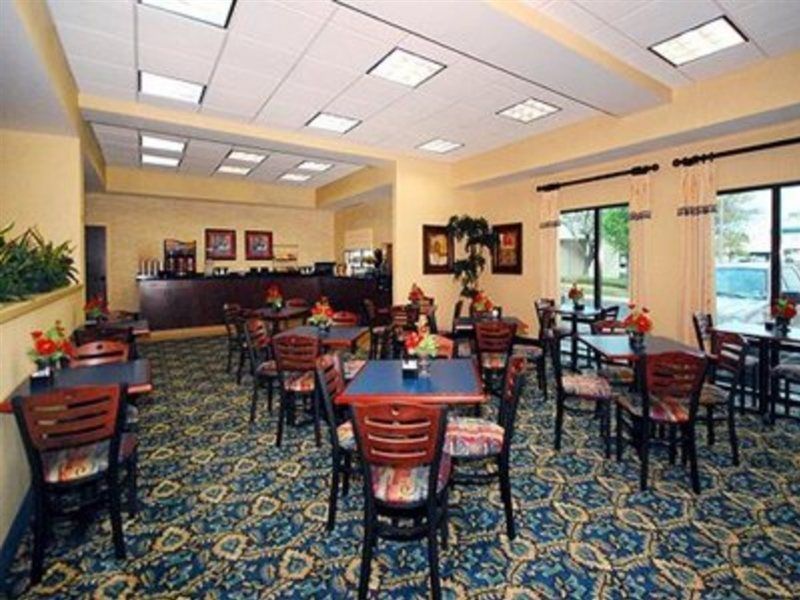 Spark By Hilton San Antonio Airport מראה חיצוני תמונה